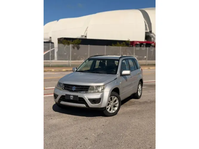Suzuki Grand Vitara 2.0 16V 4x2/4x4 5P Mec. 2014