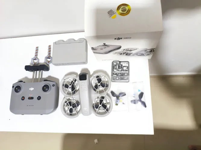 Drone DJI Neo Fly More Combo Completo + 3 Baterias + Antena Yagi + NF + ANATEL