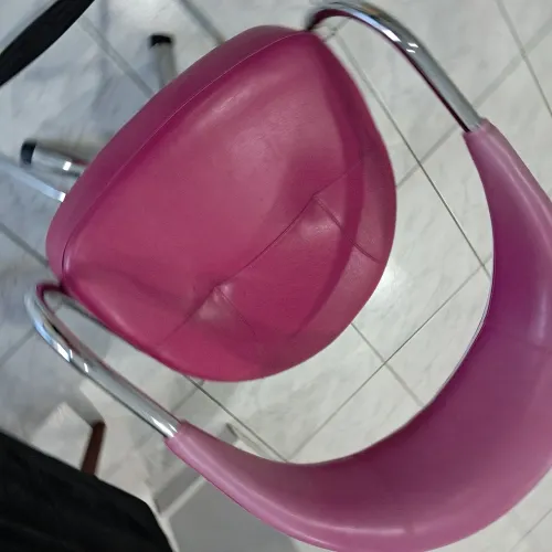 VENDO CADEIRA CABELEIREIRA