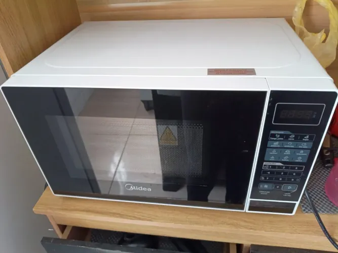 Vendo Microondas Midea - usado perfeitas condições