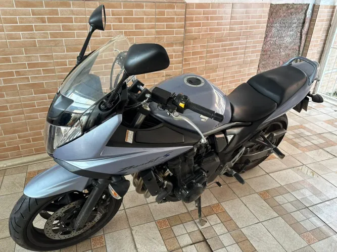 Vendo Bandit 650 36.525 klm.