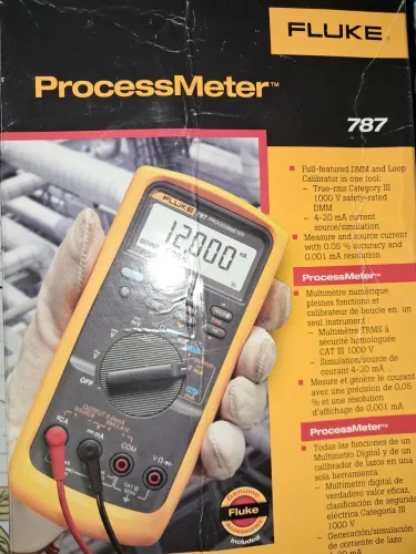 Vendo multimetro fluke novo