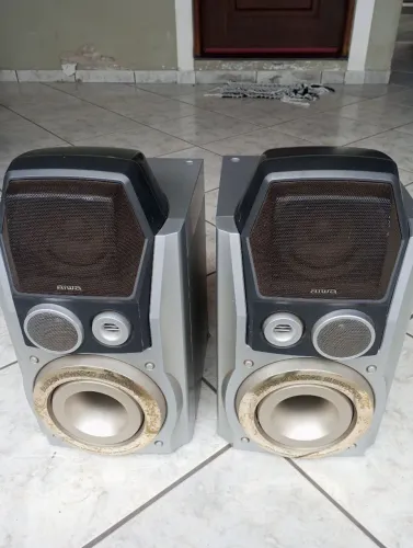 2 caixas de som do Aiwa NSX T99