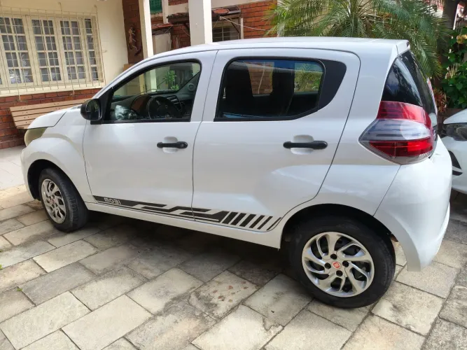 Fiat Mobi Easy ON 1.0 Fire Flex 5P. 2017