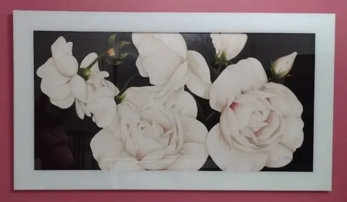 Quadro Floral ? Rosas Brancas sobre Fundo Negro