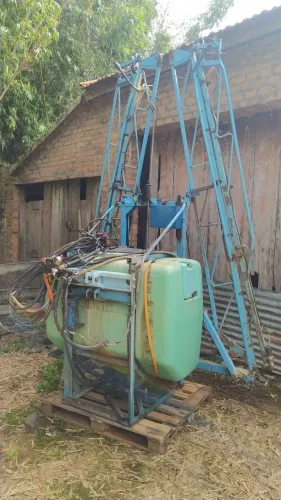 Pulverizador Montana 680l