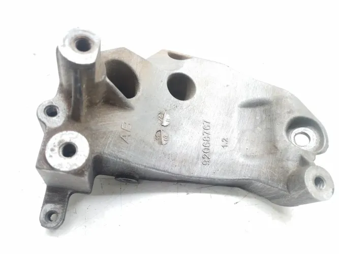 Suporte Alternador Gm Omega 3.6 2008 2009 *