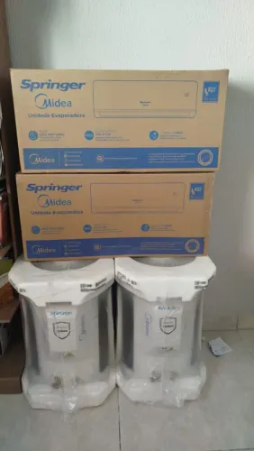 Vendo 2 ar-condicionados novos 