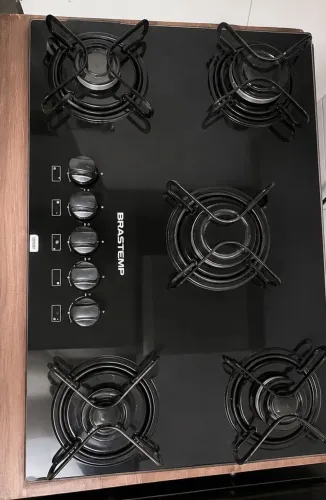 Cooktop Brastemp Ative! de 5 bocas, vidro preto, R$480,00