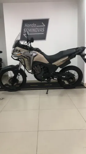 HONDA 300 SAHARA 2024/2025