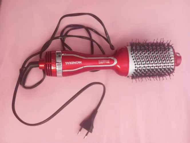 Vendo escova secadora