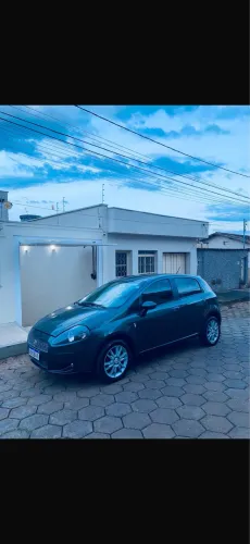Fiat Punto Attractive Italia 1.4 F.flex 8V 5P 2012