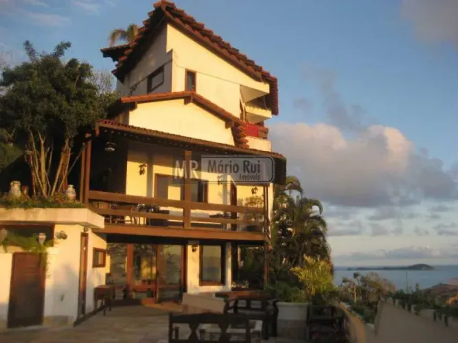 Casa em Condomínio - Duplex / Residencial / São Conrado