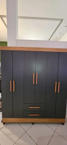 Guarda roupa casal (IMPECÁVEL)
