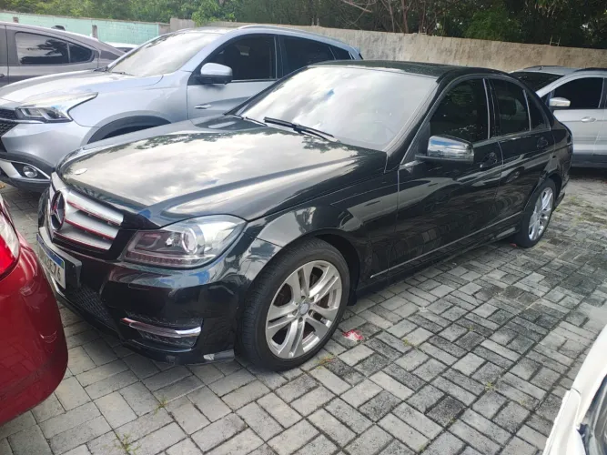Mercedes-Benz C-200 CGI Avantgarde 1.8 16V 184cv Aut. 2014