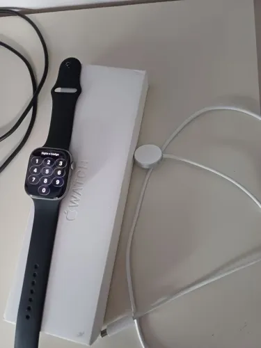 Apple Watch Séries 11 GPS 46mm Cinza Espacial