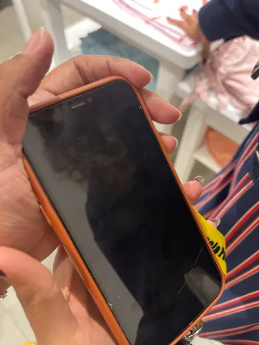 iPhone pra Júlia 