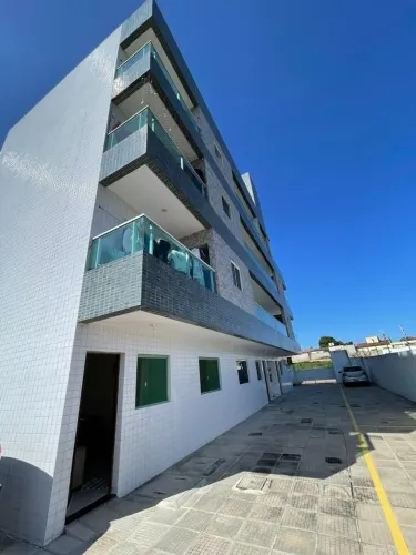 Apartamento com 2 dormitórios à venda, 54 m² por R$ 220.000 - Carapibus - Conde/PB
