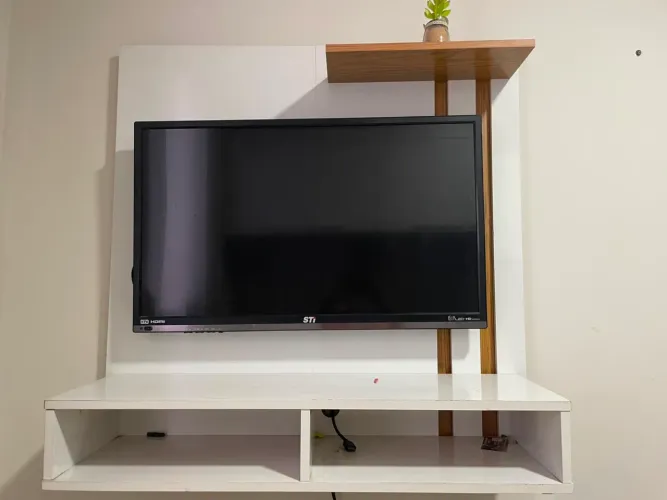 TV 32 + Painel