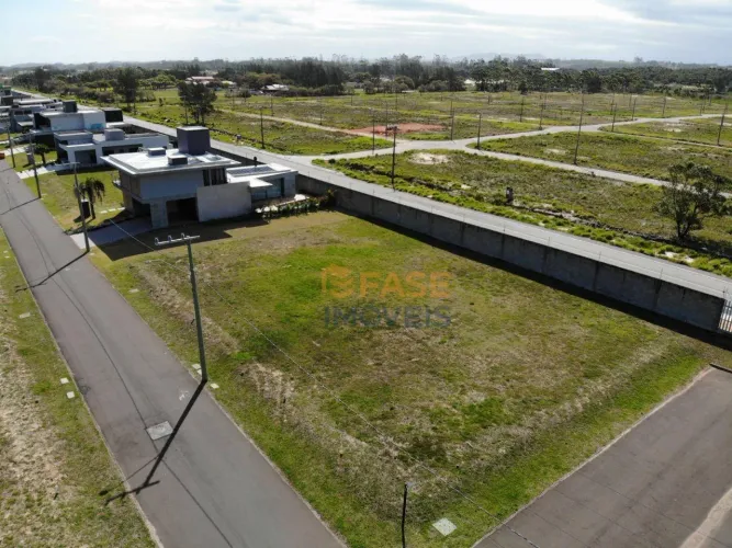 Terreno no Condomínio Águas do Atlântico à venda, 434,82 m² por R$ 421.324,67 - Dunas - Ba