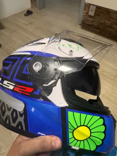 Capacete ls2