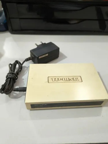Switch TP-link 8 portas
