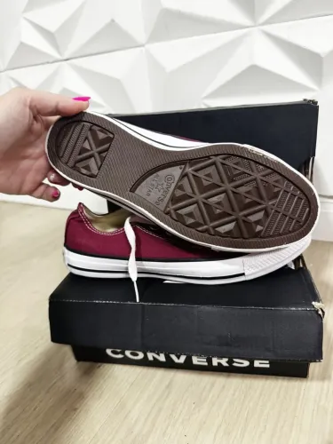 Converse Chuck Taylor All Star Cano Baixo Bordô TAM 35