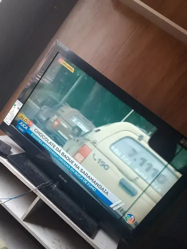 Vendo uma tv e uma Airfryer