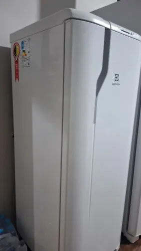Geladeira Electrolux Semi nova OFERTA!!