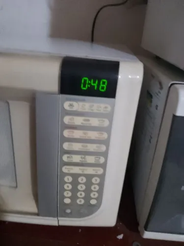 Micro-ondas 31 l