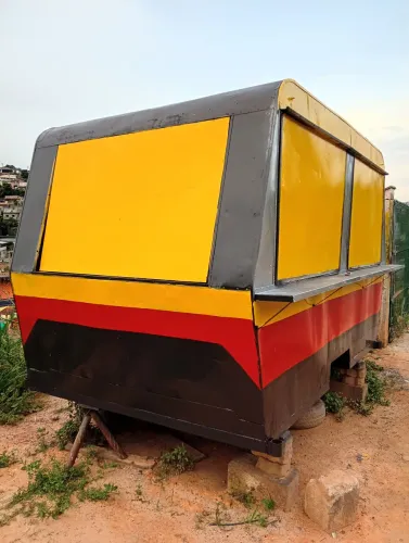 Trailer para venda de lanches