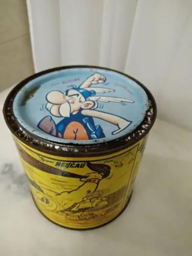 Lata de Super Nescau Asterix ano 1984