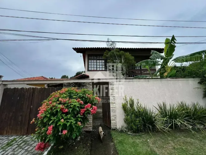 Casa à venda, 151 m² por R$ 700.000,00 - Maria Paula - São Gonçalo/RJ
