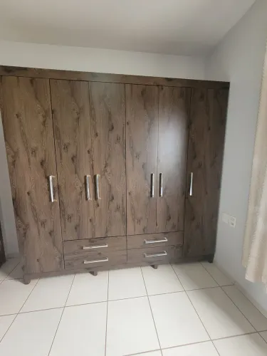 Guarda roupas e Sapateira