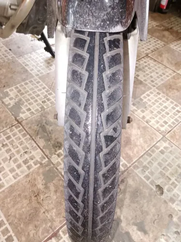 Titan ks 150 2004, tá no meu nome tem 980$ de documentos para fazer.