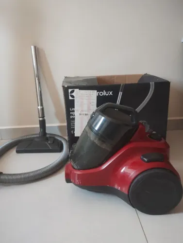 Aspirador de pó potente - Eletrolux 220V