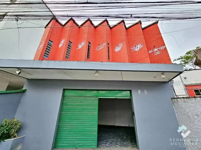 Galpão Comercial à Venda ou Locação na Barra do Imbuí em Teresópolis com 620m²