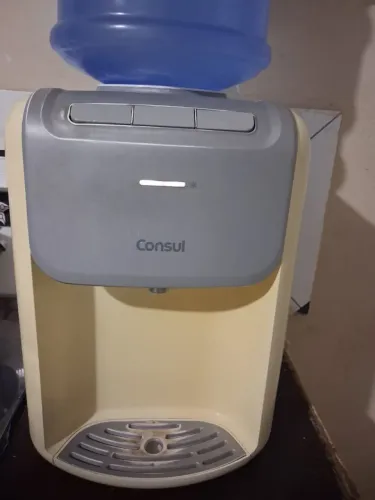 Bebedouro elétrico consul usado