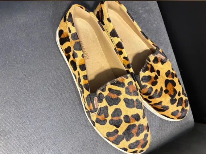 slip on anacapri animal print