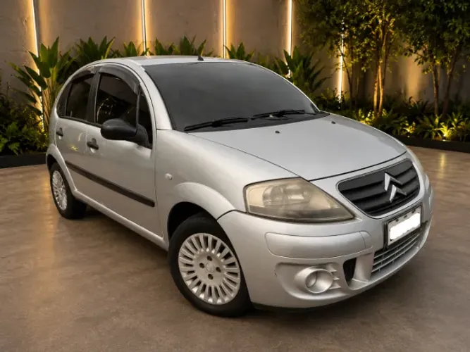 Citroen C3 GLX 1.4/ GLX Sonora 1.4 Flex 8V 5P 2011