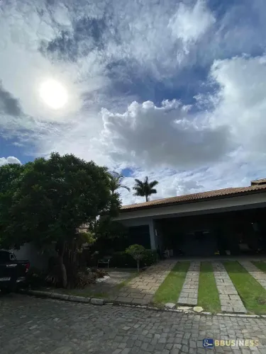 Casa Linear em Condomínio com 4 Quartos, Lazer Completo e 720m² de Terreno - Condomínio So