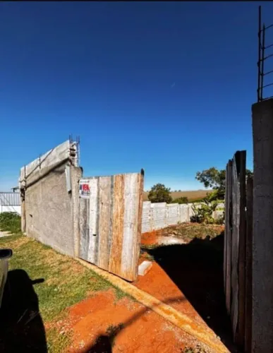 Vendo lote no bairro colina verde. 