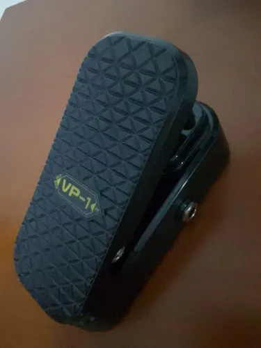 Pedal de Volume e Wah, guitarra