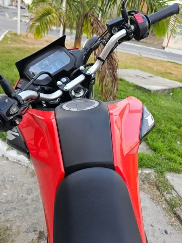 Honda Broz 160 2026 2mil km rodados apenas