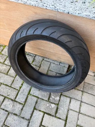 Pneus 180/55 17 Semi novo Cbr, bmw