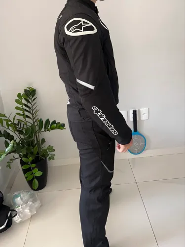 Conjunto calça e jaqueta Alpinestars