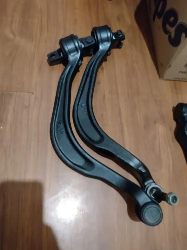 Kit bandejas braço suspensão dianteira original Mitsubishi eclipse 96/98