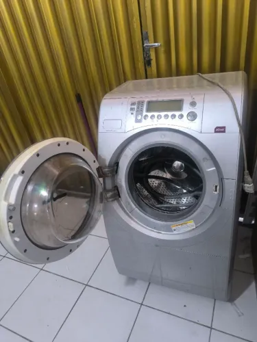 Vendo Lava e Seca Brastemp Ative 7kg - BWS24A