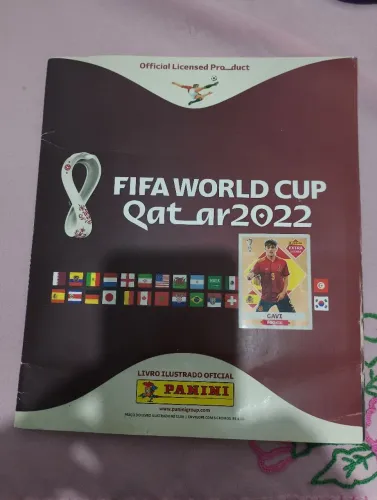 Álbum Completo Copa 2022 muito novo - Leia a descrição 