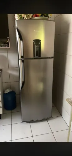 Vendo geladeira Panasonic